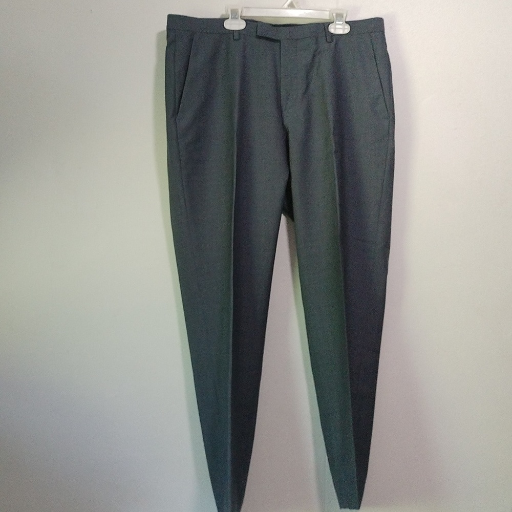 HUGO BOSS pants W34 x L28